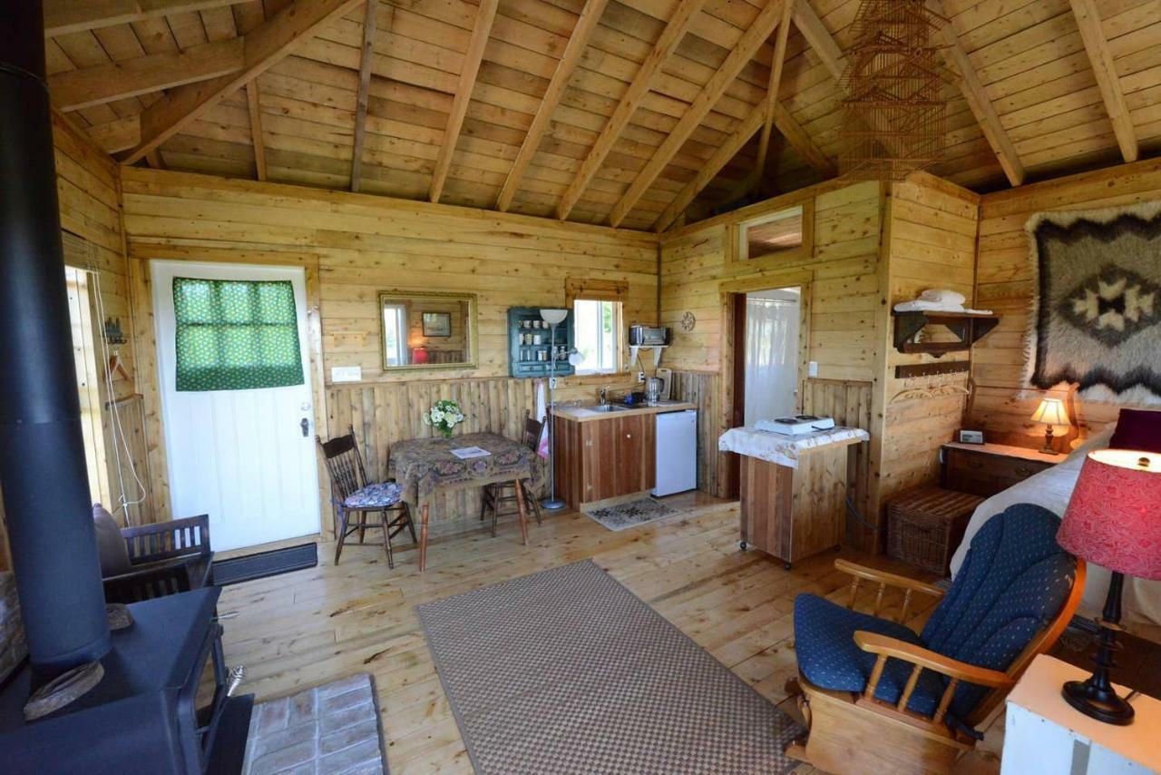 Maregold Centre - Juniper Cabin And Rose Cabin Victoria Beach Buitenkant foto